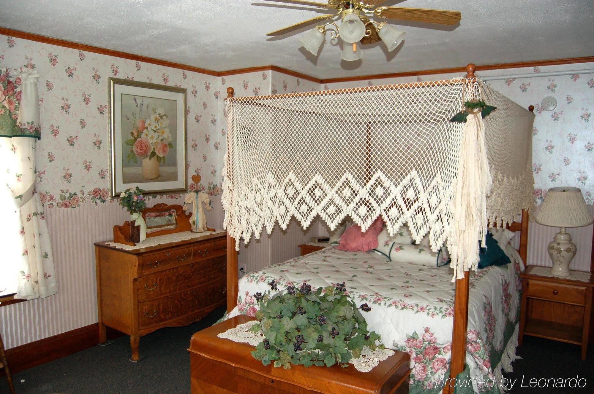 Atlantic Birches Inn B&B Old Orchard Beach Room photo