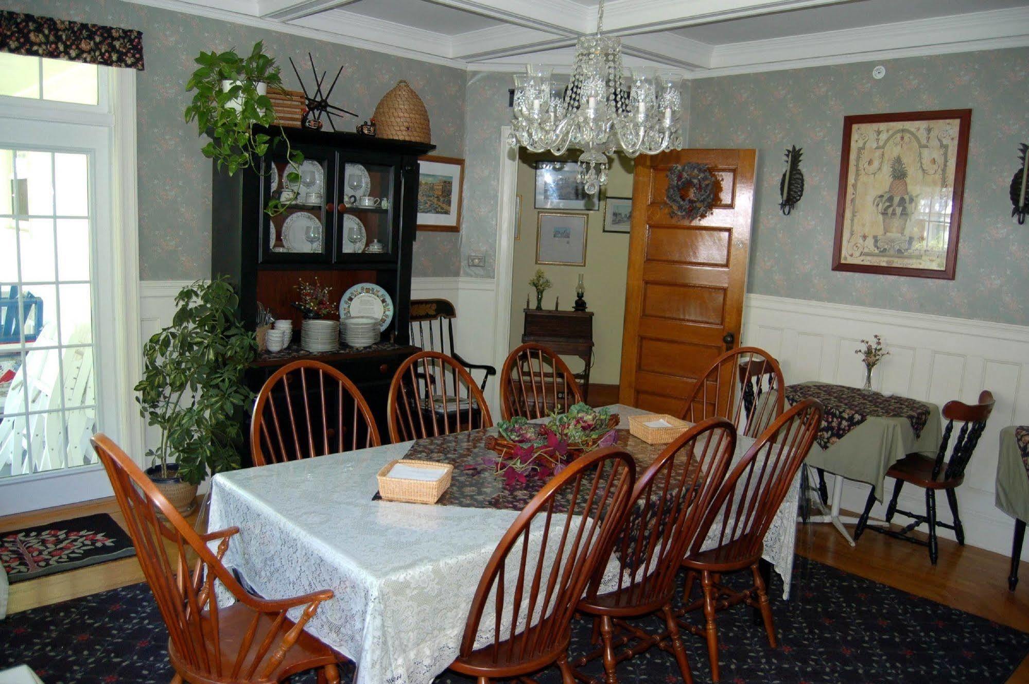 Atlantic Birches Inn B&B Old Orchard Beach Exterior photo